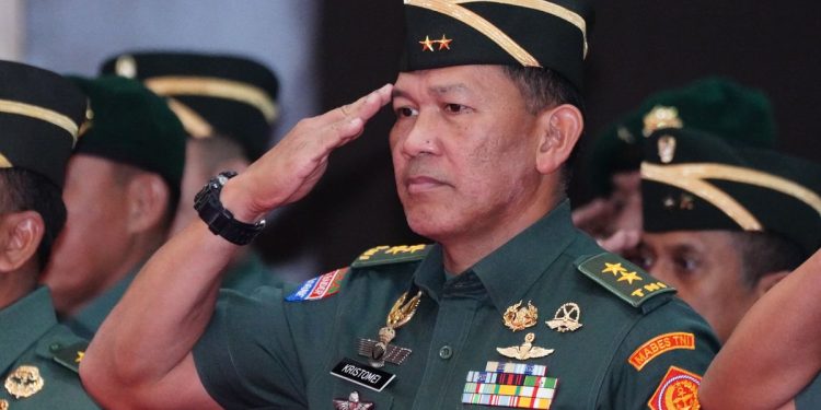 TNI Kukuhkan 32 Pati di Mabes Cilangkap, Kapuspen TNI Kristomei Sianturi Naik Pangkat Jadi Mayjen