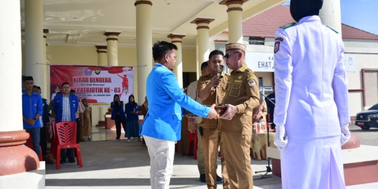 Peringati Hari Patriotik, Bupati Pohuwato Lepas Kirab Bendera Pusaka