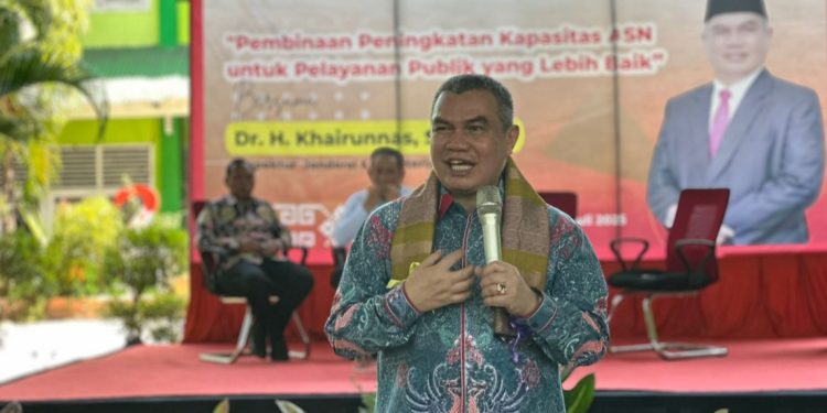 Irjen Kemenag RI Kunjungi MAN 2 Makassar, Dorong Spirit Zona Integritas dan Profesionalisme ASN